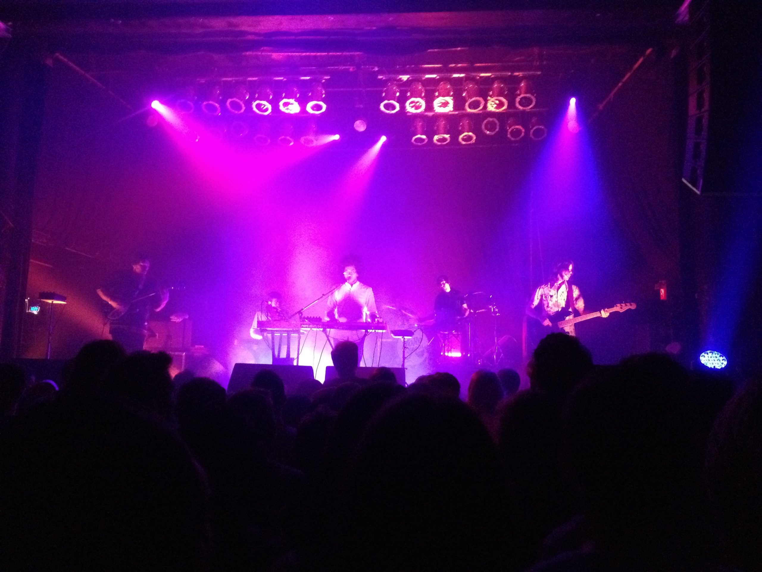 Featured Image for Review: Toro Y Moi