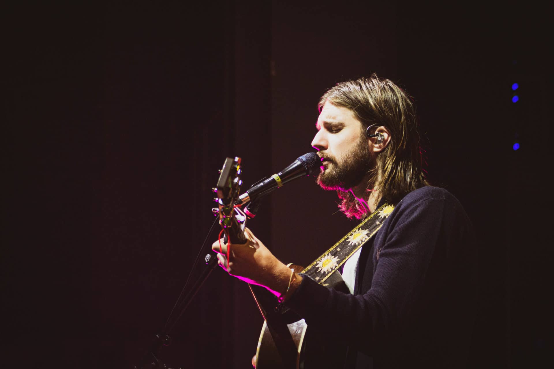 Featured Image for Interval: Mt. Joy courtesy of Gabbie Clarke  | CJRU
